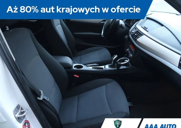 BMW X1 cena 61500 przebieg: 137599, rok produkcji 2015 z Zbąszyń małe 301